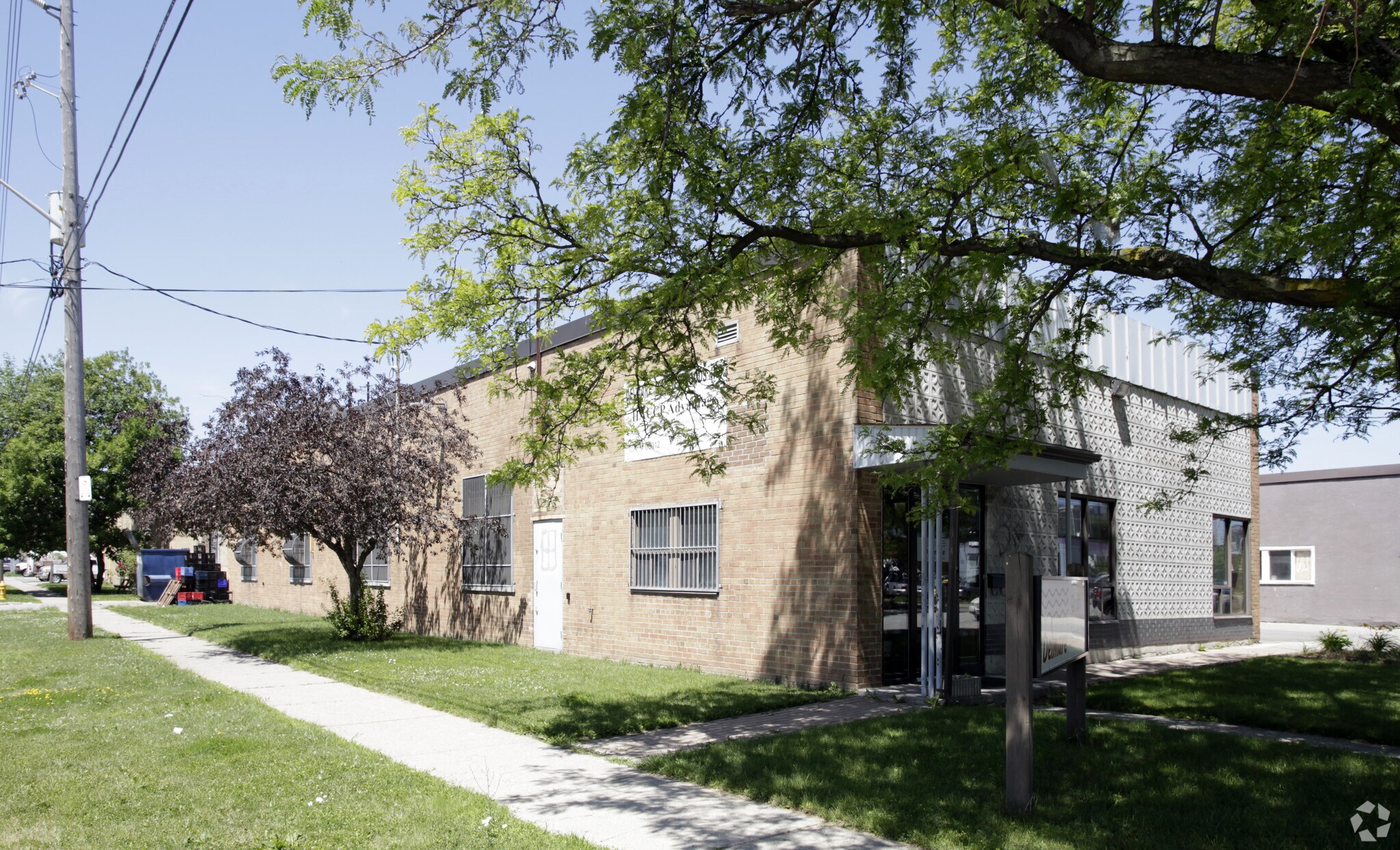 122 Judge Rd, Toronto, ON for sale Primary Photo- Image 1 of 1