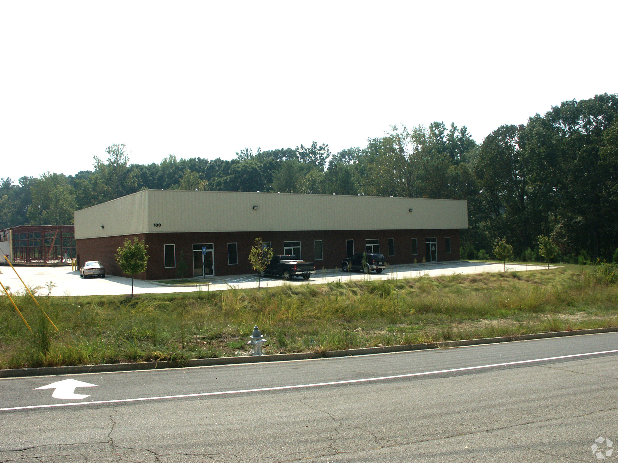 100 Holt Industrial Cir, Acworth, GA for lease Building Photo- Image 1 of 3