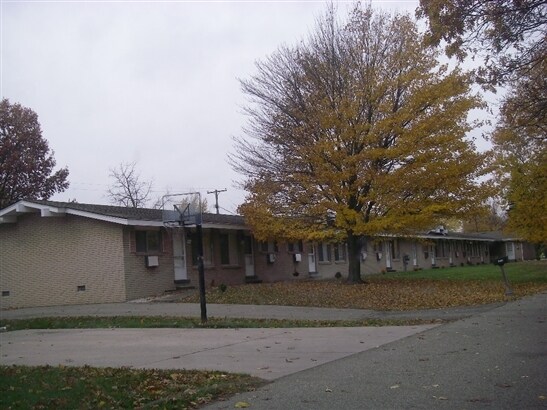 3188 Sashabaw Rd, Waterford, MI for sale - Building Photo - Image 2 of 5