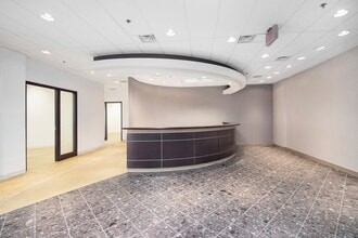 1223 Michael St, Gloucester, ON à louer Photo intérieure- Image 1 de 12