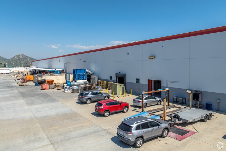 1455 Citrus St, Riverside, CA for lease - Building Photo - Image 3 of 5