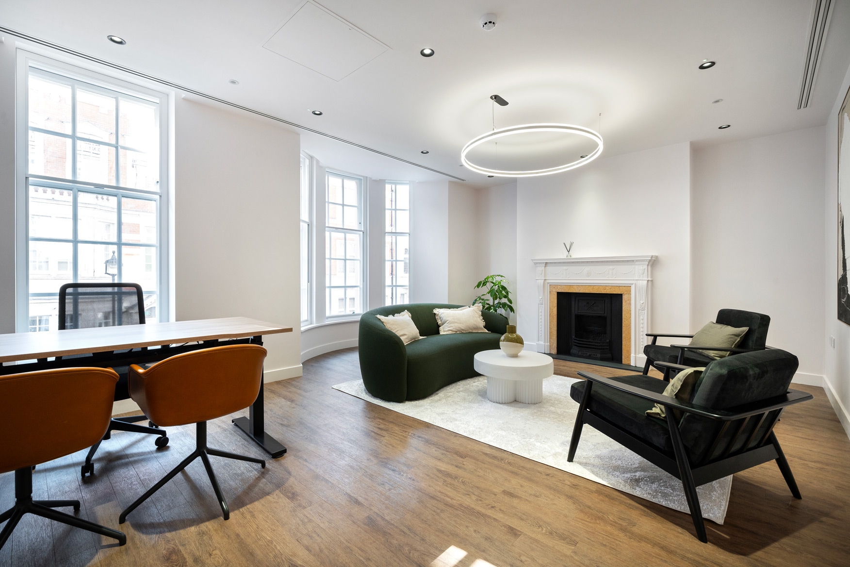 2 Bentinck Mews, London for lease Interior Photo- Image 1 of 12