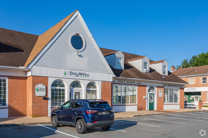 1-31 Peddlers Row, Newark, DE à louer - Photo du bâtiment - Image 3 de 3