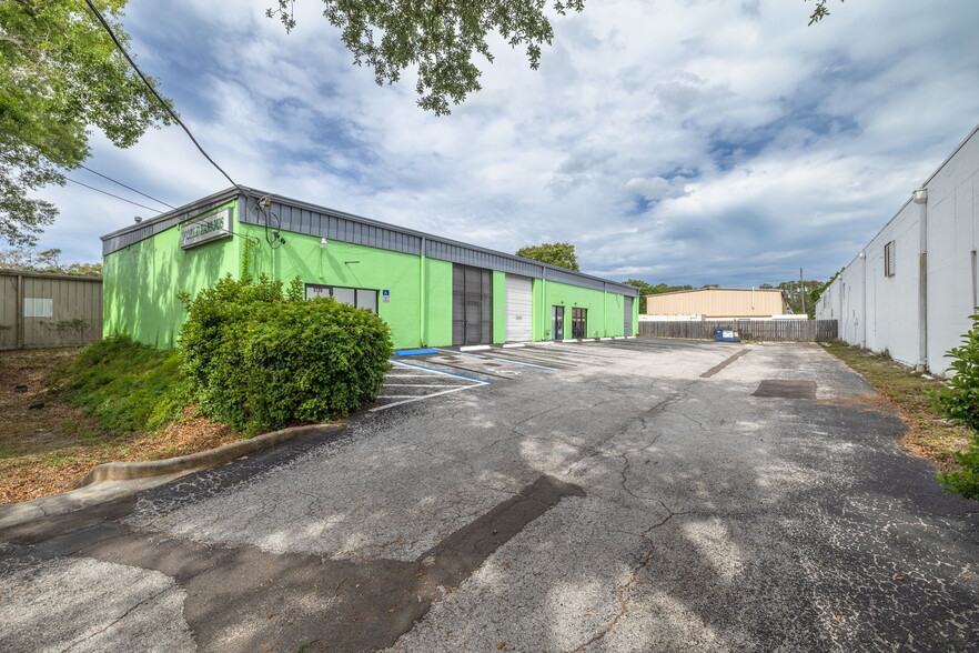 3725 Alt 19, Palm Harbor, FL à louer - Photo du bâtiment - Image 2 de 12