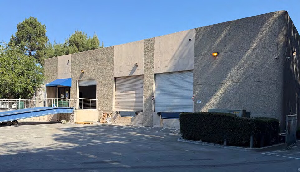 4520 Electronics Pl, Los Angeles, CA à louer - Photo du bâtiment - Image 2 de 5