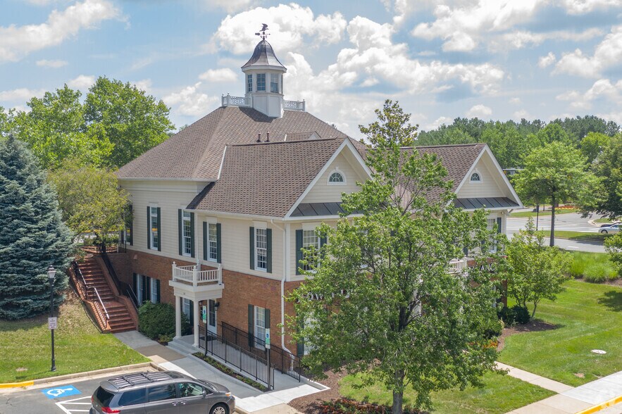 5451-5581 Merchants View Sq, Haymarket, VA à louer - Photo du bâtiment - Image 3 de 7