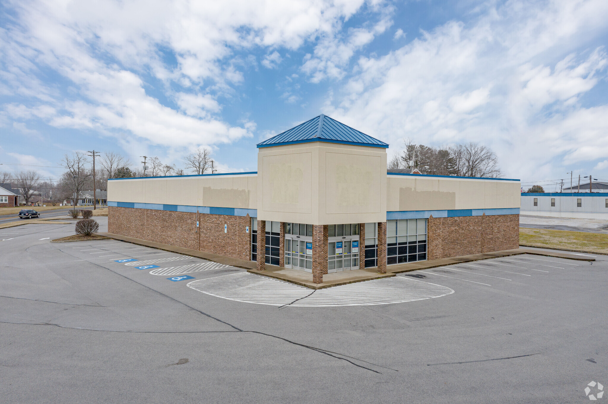 320 Highway 52 Byp W, Lafayette, TN à vendre Photo principale- Image 1 de 1