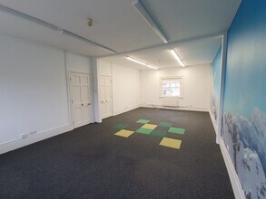 1 Mount Ephraim Rd, Tunbridge Wells for lease Interior Photo- Image 1 of 4