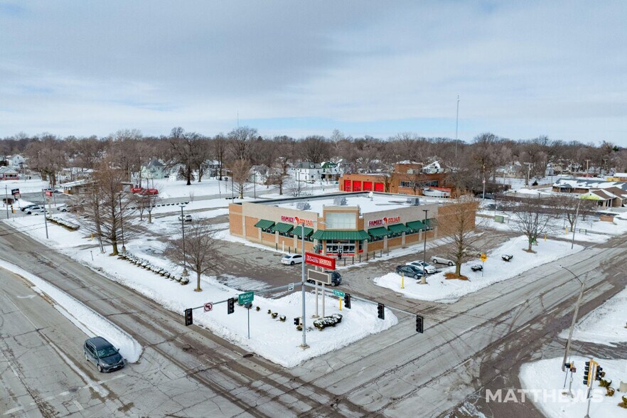1315 N Water St, Decatur, IL à vendre - Photo du bâtiment - Image 2 de 3