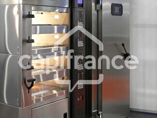 Plus de détails pour Commerce de détail à louer