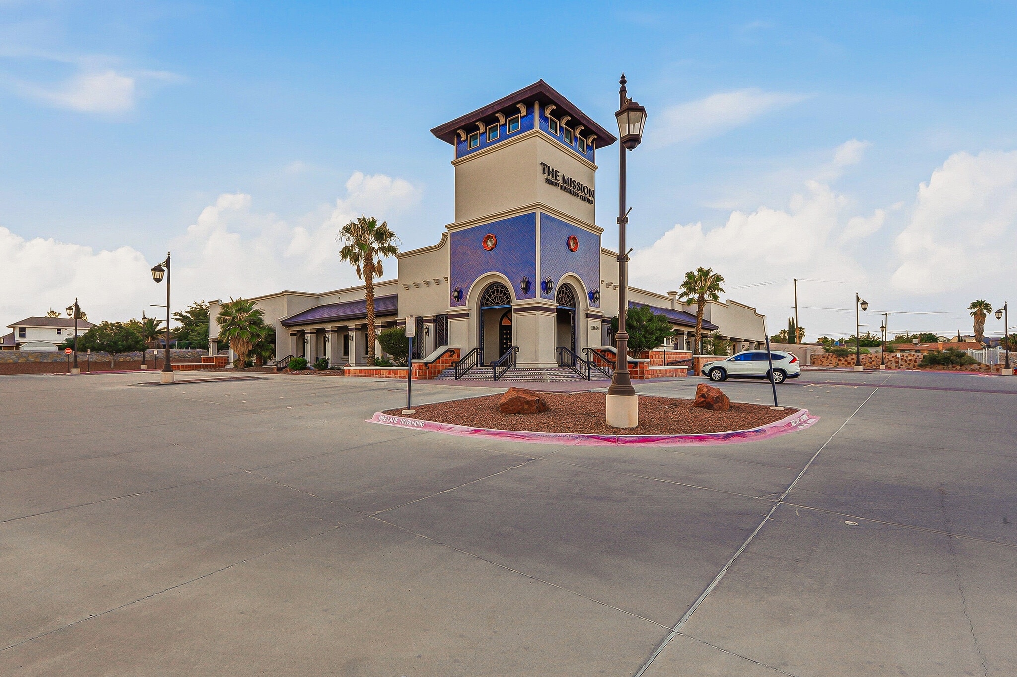 11860 Vista del Sol Dr, El Paso, TX à vendre Photo du bâtiment- Image 1 de 9