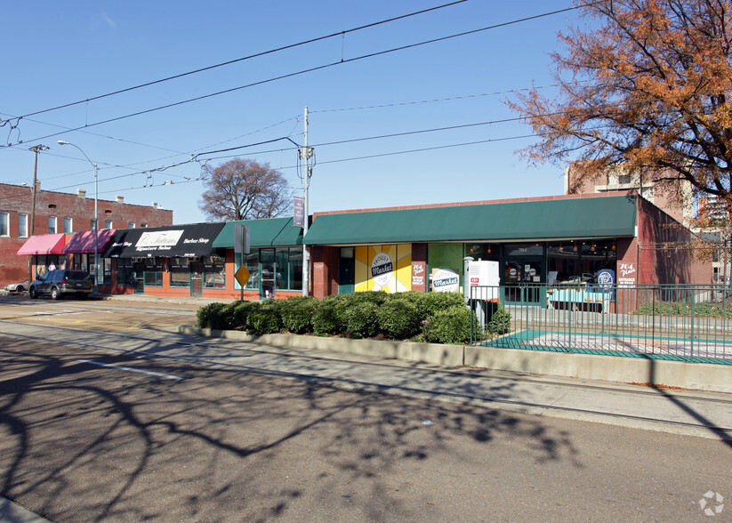 694-704 Madison Ave, Memphis, TN for lease - Building Photo - Image 2 of 6