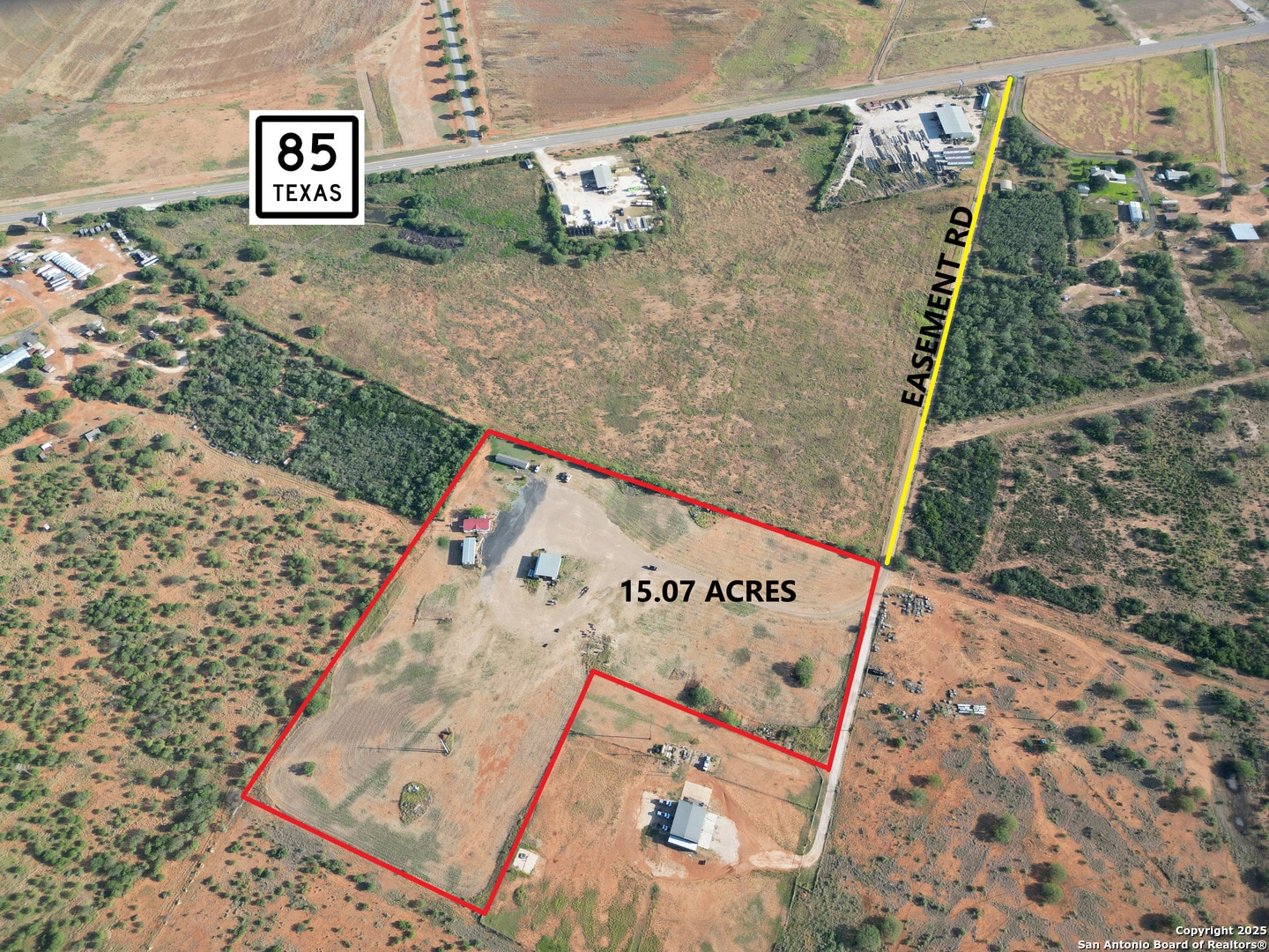 1750 W Highway 85, Dilley, TX à louer Aérien- Image 1 de 2