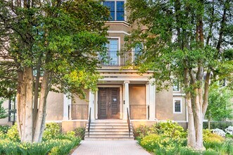 33 Plymouth St, Montclair, NJ à louer Photo du bâtiment- Image 2 de 4