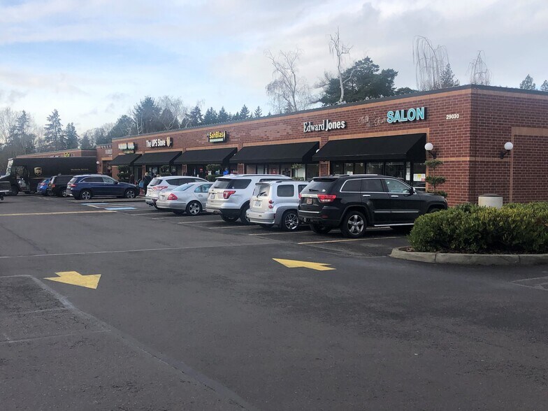 29040 SW Town Center Loop E, Wilsonville, OR à louer - Photo principale - Image 2 de 7