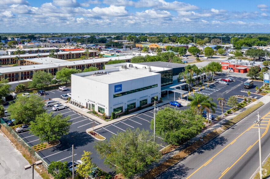 250 Avenue K SW, Winter Haven, FL à louer - Aérien - Image 3 de 22