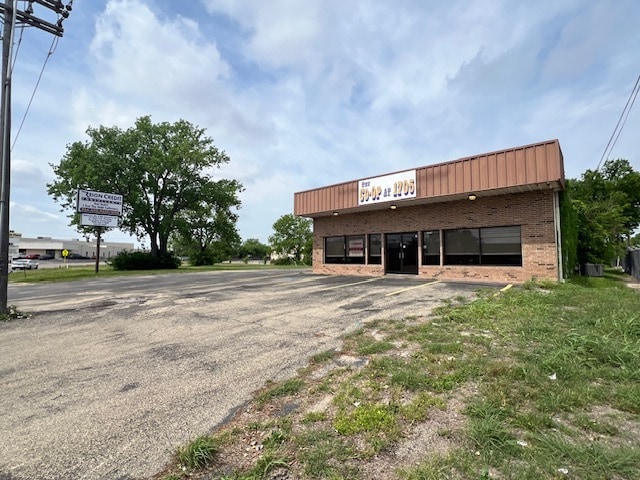 1705 Florence Rd, Killeen, TX for lease - Building Photo - Image 3 of 4