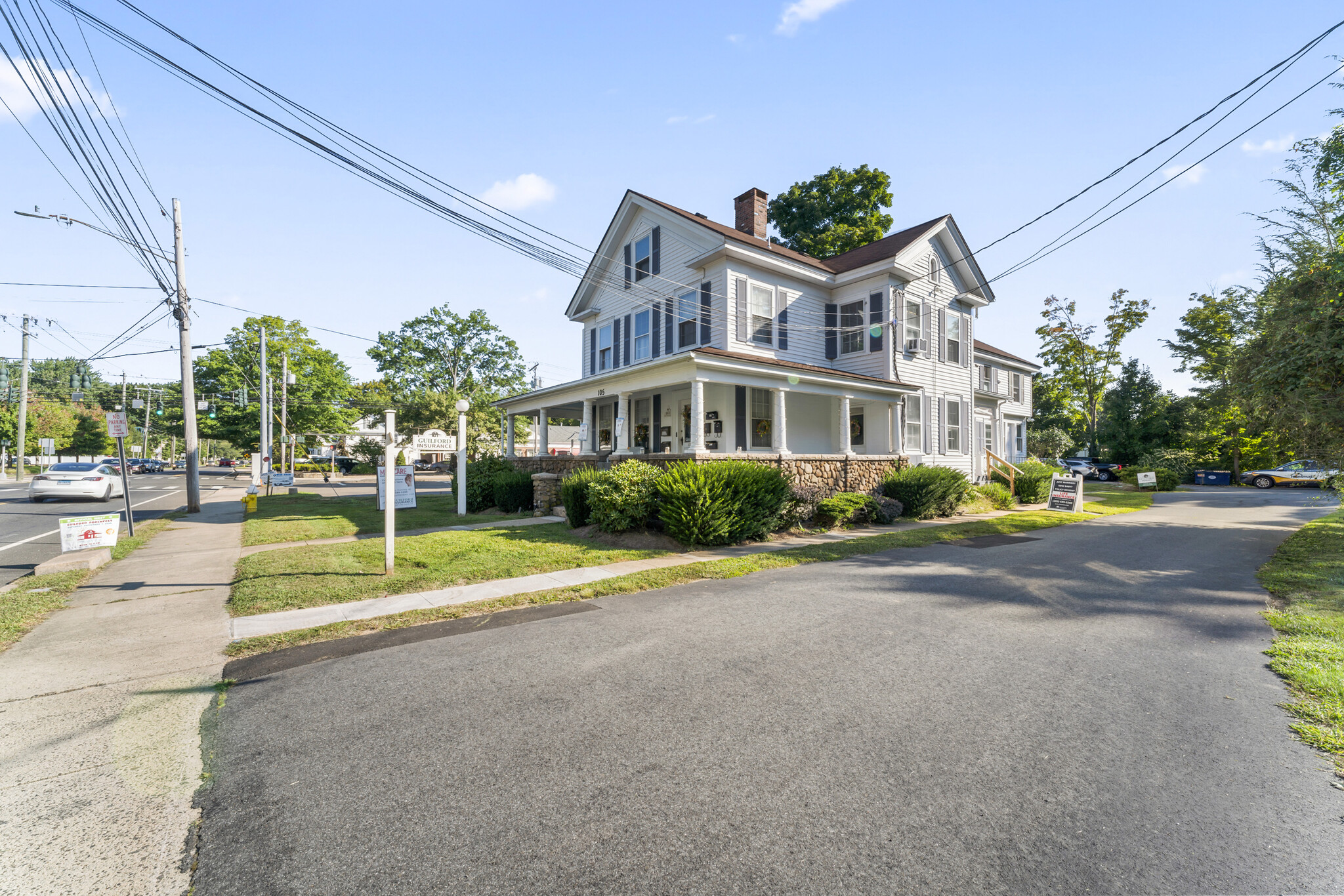 105 Church St, Guilford, CT à vendre Photo du b timent- Image 1 de 49