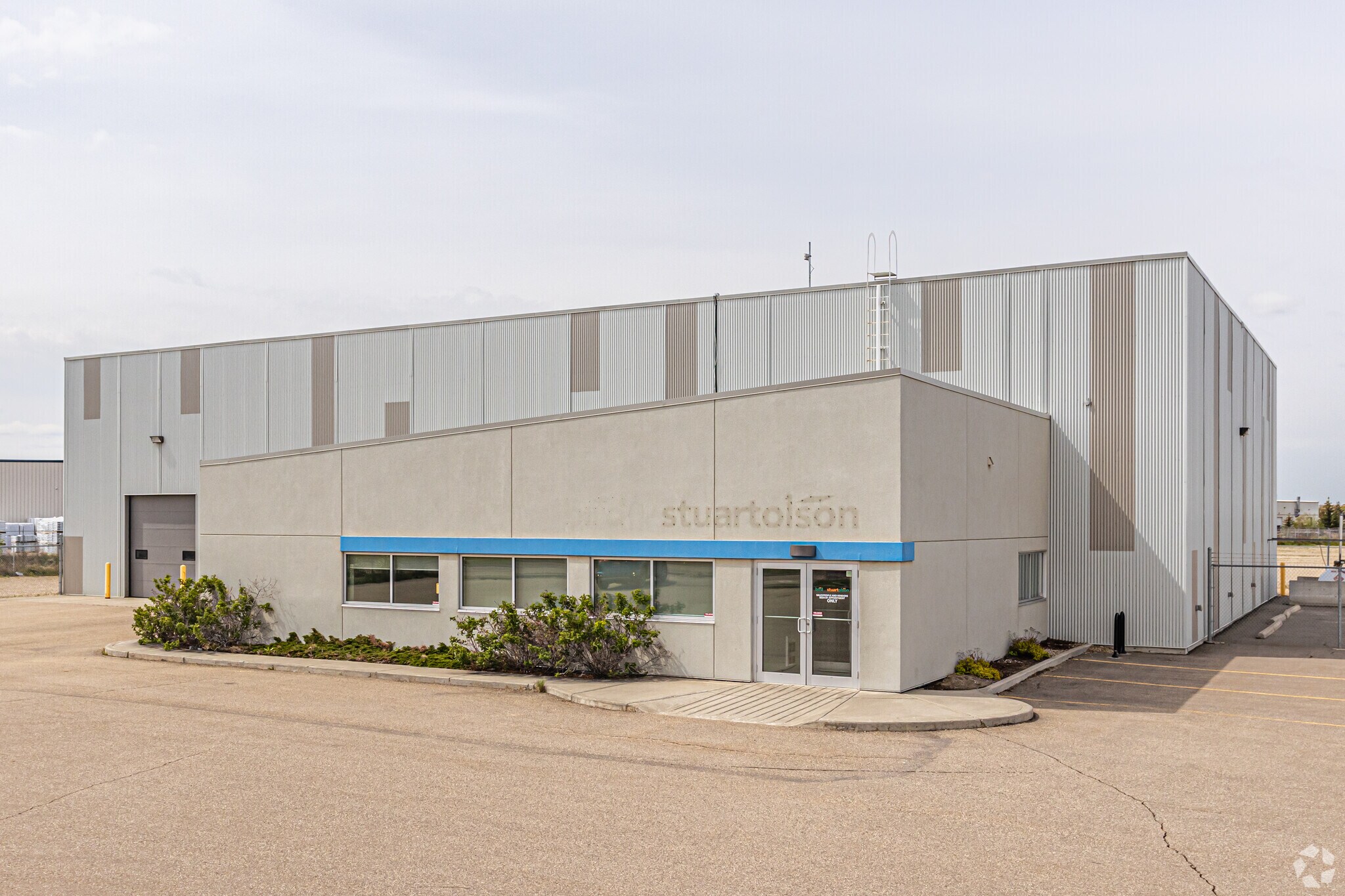 13340 149 St NW, Edmonton, AB à vendre Photo du bâtiment- Image 1 de 1