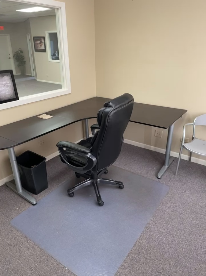 28085 N Ashley Cir, Libertyville, IL 60048 - Unit 102 -  - Interior Photo - Image 1 of 13