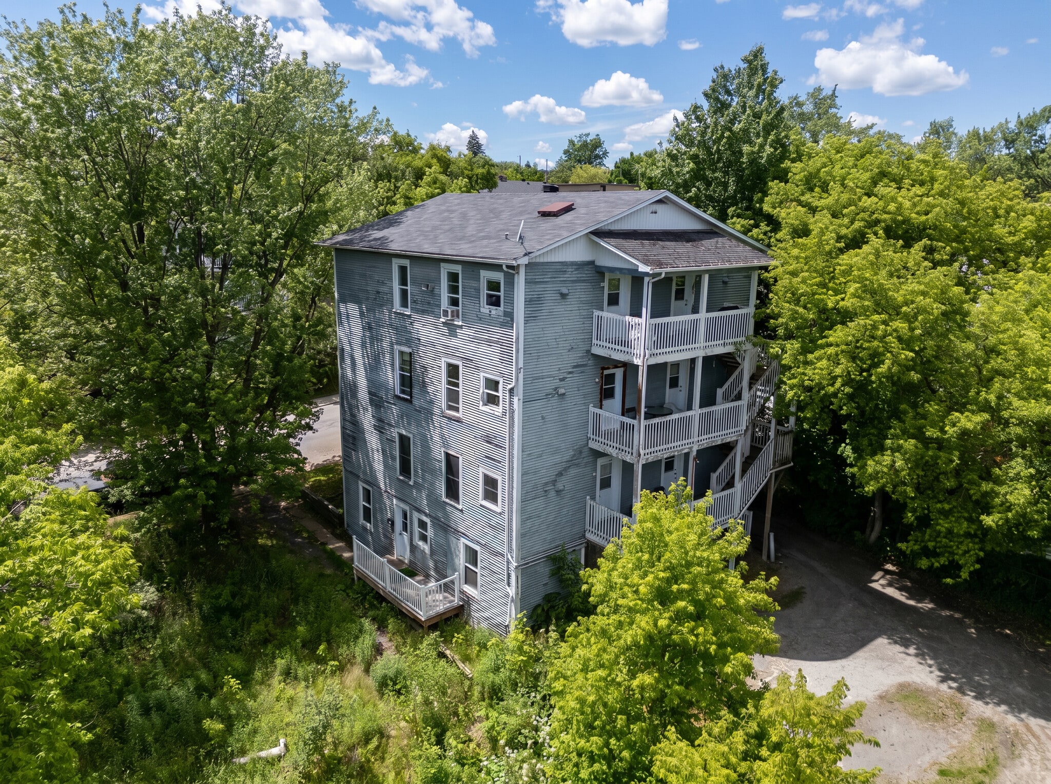 338 Rue Brooks, Sherbrooke, QC for sale Primary Photo- Image 1 of 17