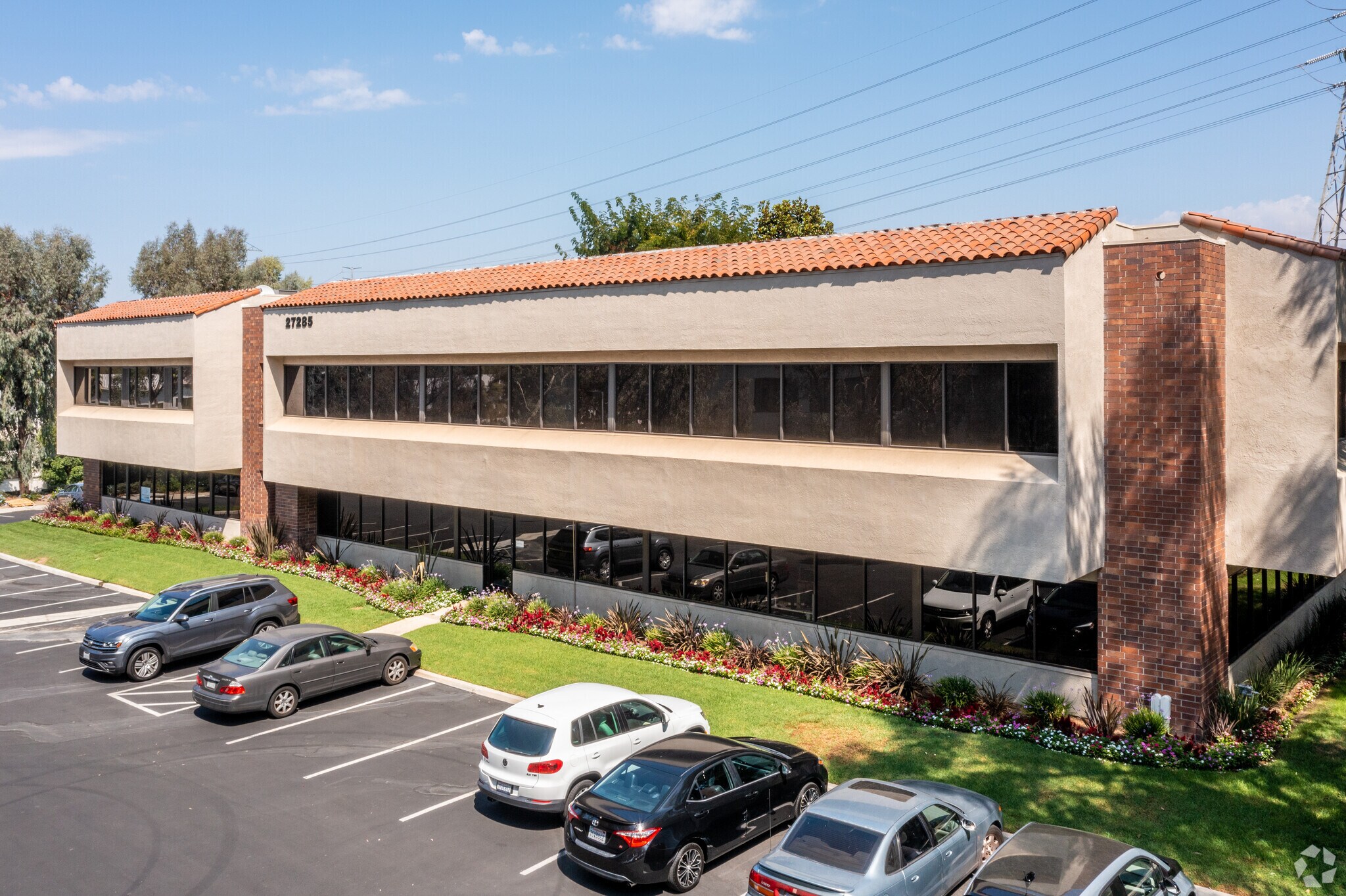 27281 Las Ramblas, Mission Viejo, CA à louer Photo du bâtiment- Image 1 de 16