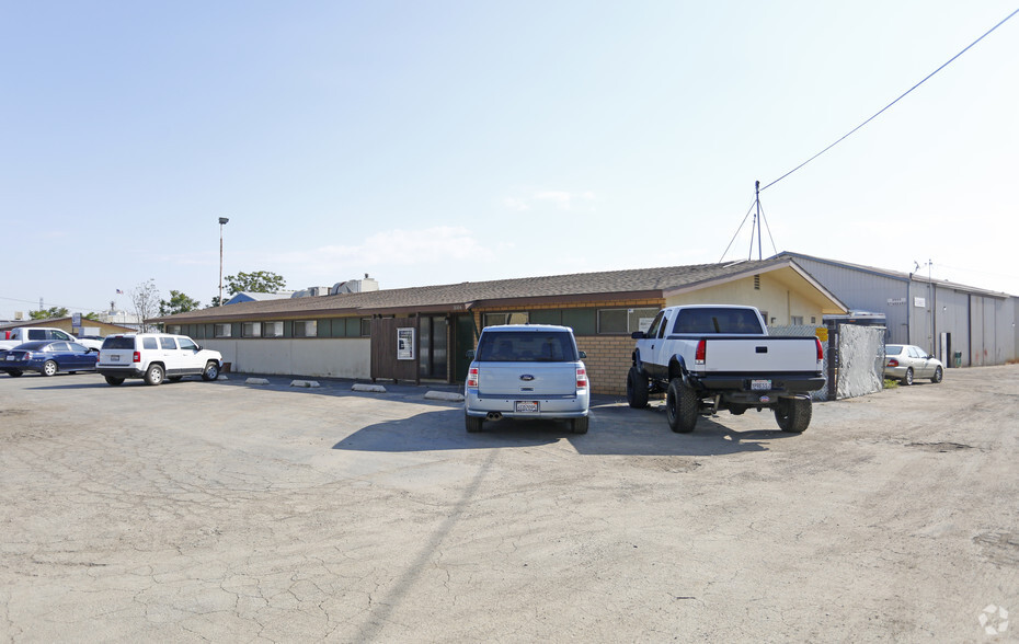 3504 Standard St, Bakersfield, CA for sale - Building Photo - Image 3 of 5