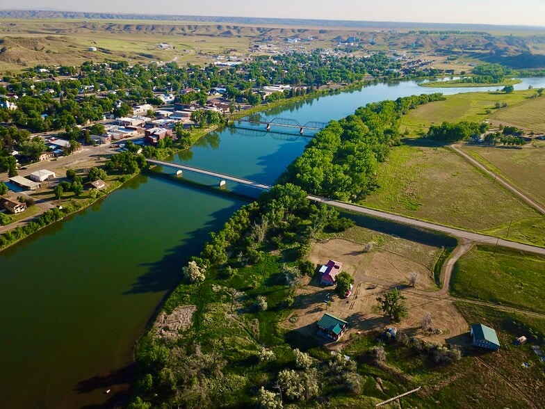 2520-2580 MT Highway 80, Fort Benton, MT à vendre - Photo du bâtiment - Image 3 de 16