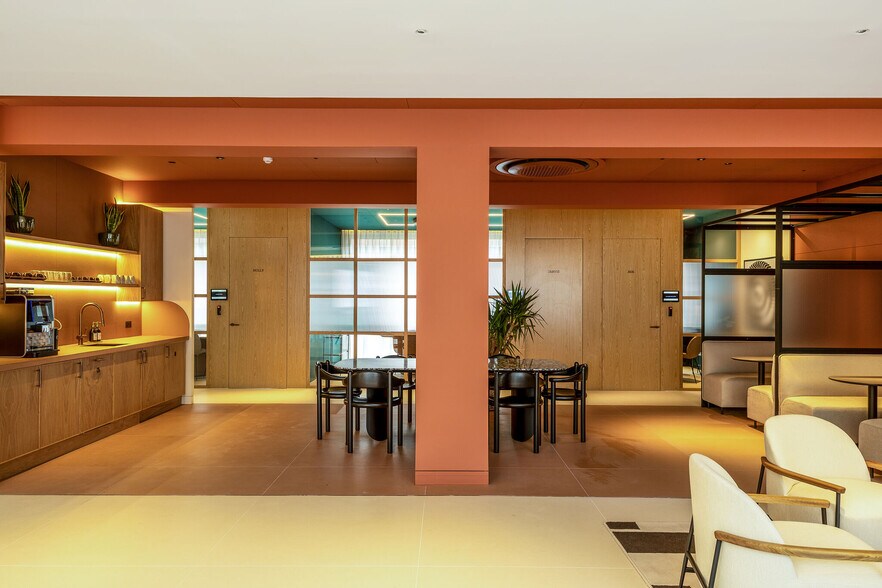 192-198 Vauxhall Bridge Rd, Londres à louer - Hall d’entrée - Image 3 de 19