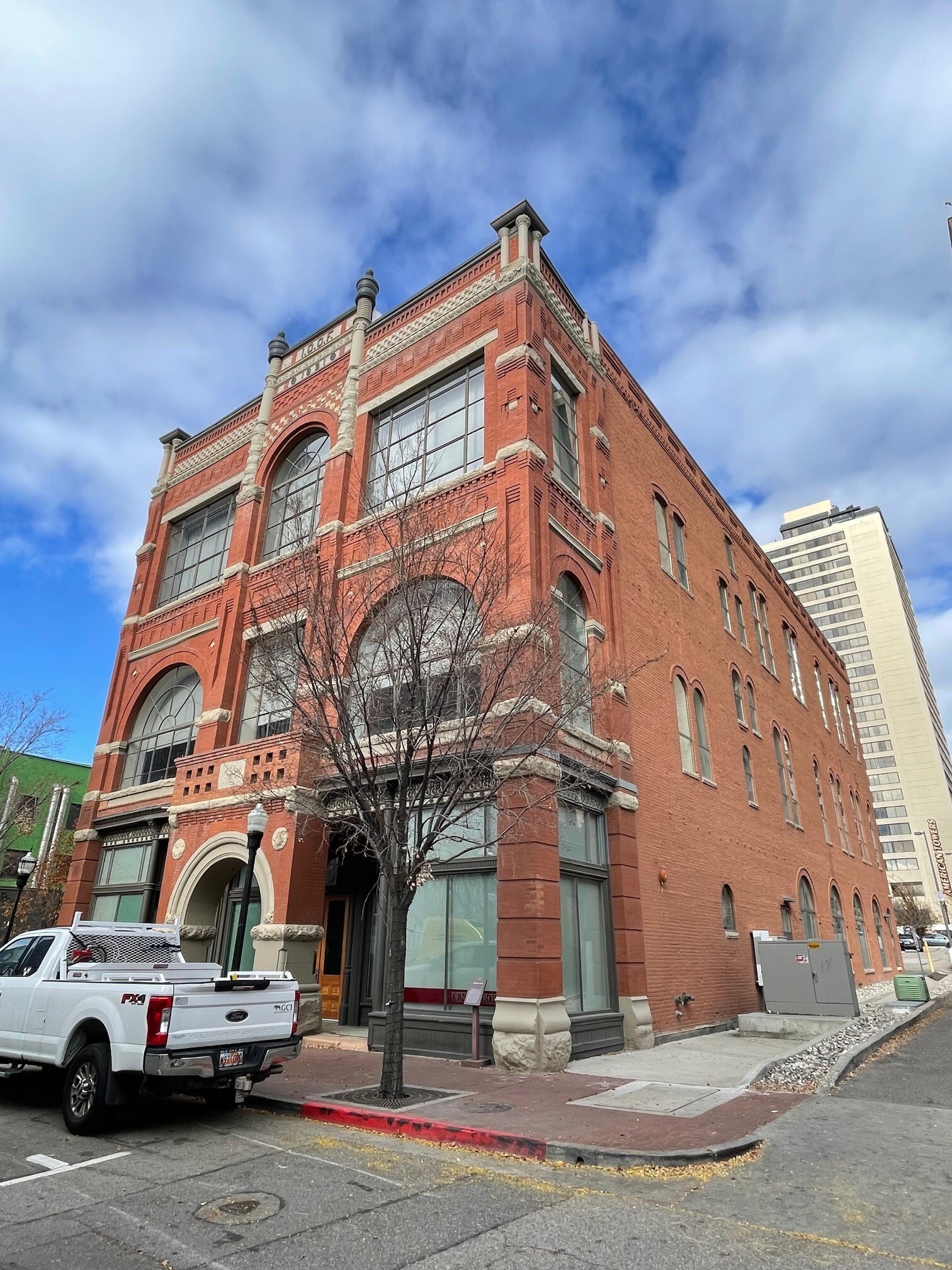 26-40 W Market St, Salt Lake City, UT for lease Building Photo- Image 1 of 3