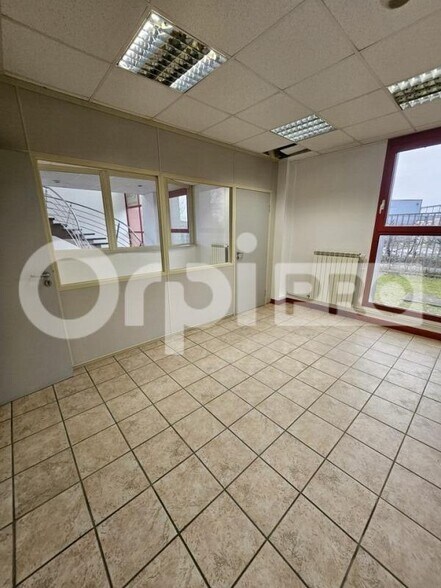 Bureau dans Reims à louer - Photo intérieure - Image 3 de 7