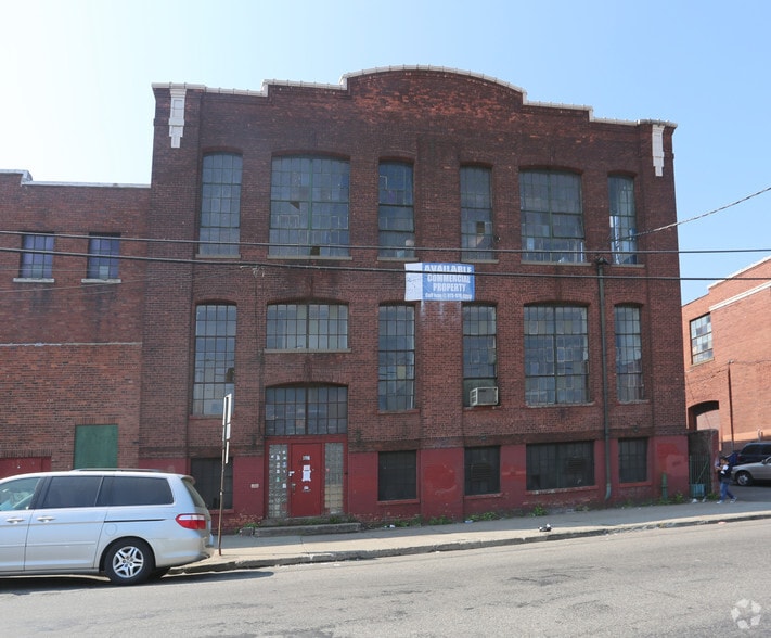 194-200 21st Ave, Paterson, NJ for sale - Building Photo - Image 2 of 4