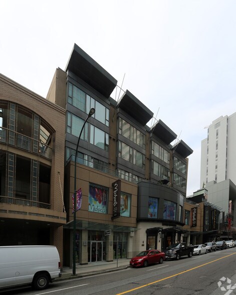 1022-1028 Alberni St, Vancouver, BC à louer - Photo du bâtiment - Image 2 de 3