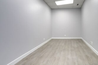 980 Dehart Pl, Elizabeth, NJ for lease Interior Photo- Image 2 of 12