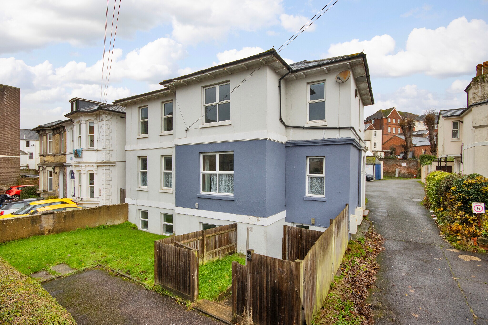 9 Upper Grosvenor Rd, Tunbridge Wells à vendre Photo du bâtiment- Image 1 de 4