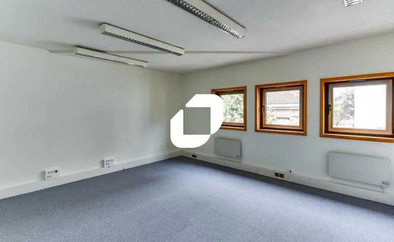18-20 Rue Pasteur, Le Kremlin-Bicêtre for lease - Building Photo - Image 3 of 23