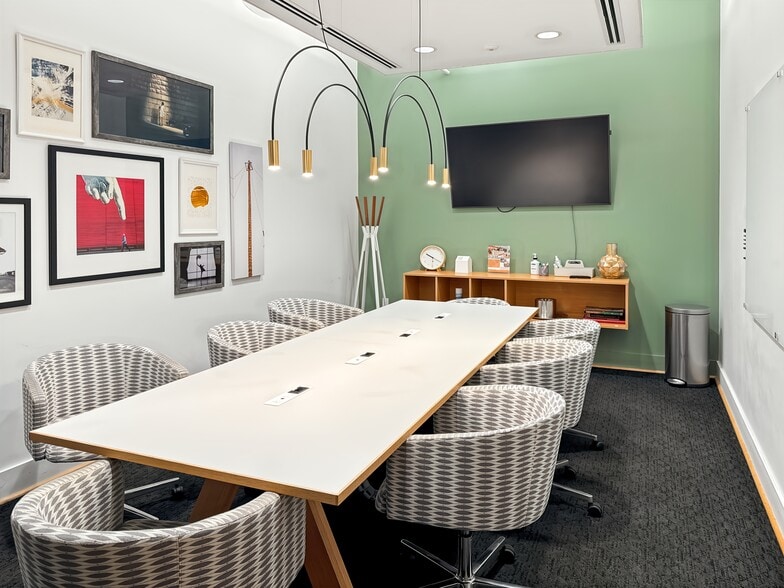 4500 Park Granada, Calabasas, CA à louer - Photo intérieure - Image 3 de 13