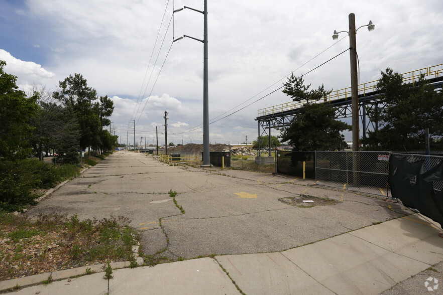 150 Main St, Longmont, CO for lease - Building Photo - Image 3 of 7