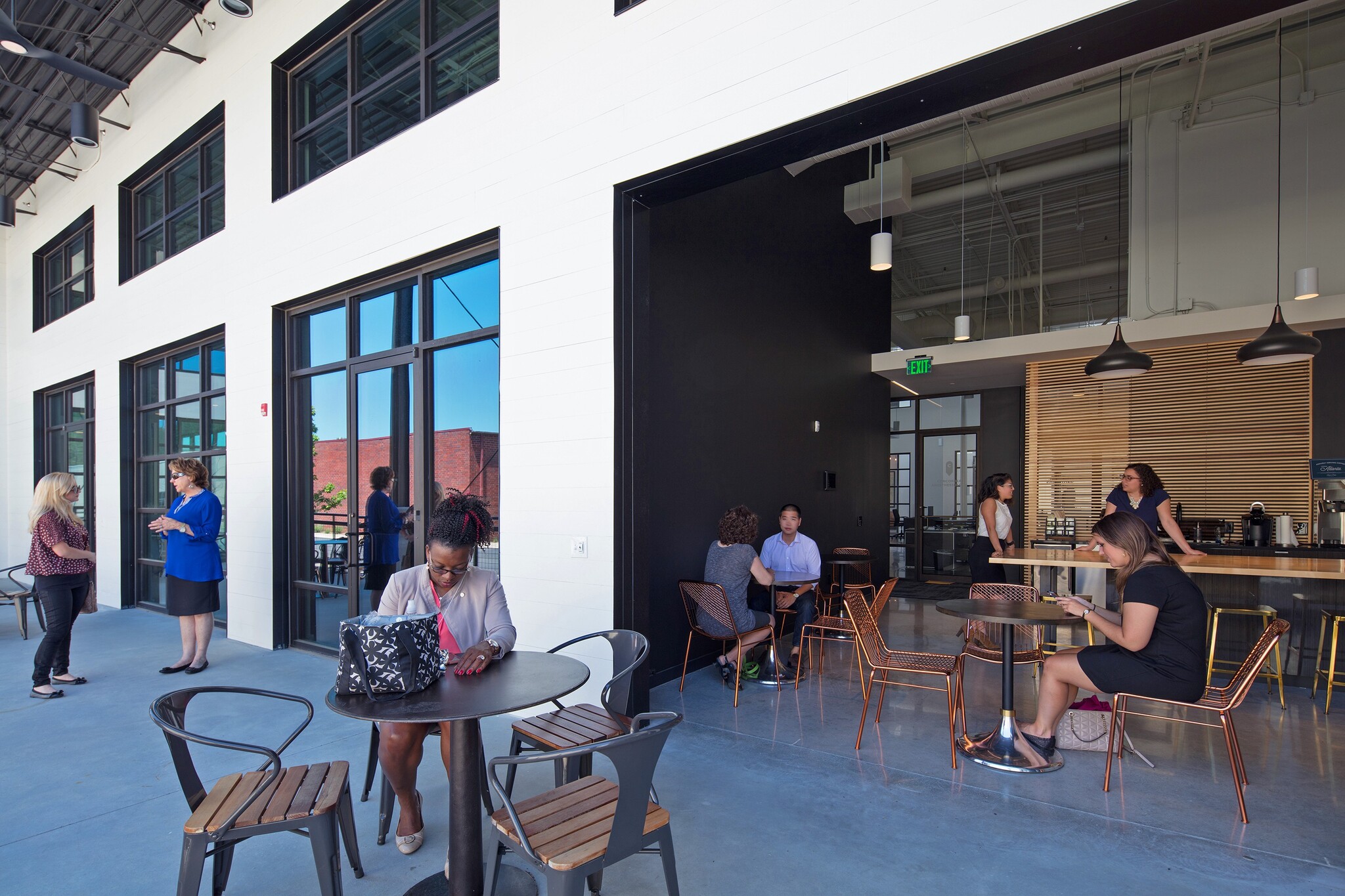 251 Armour Dr NE, Atlanta, GA for lease Building Photo- Image 1 of 1