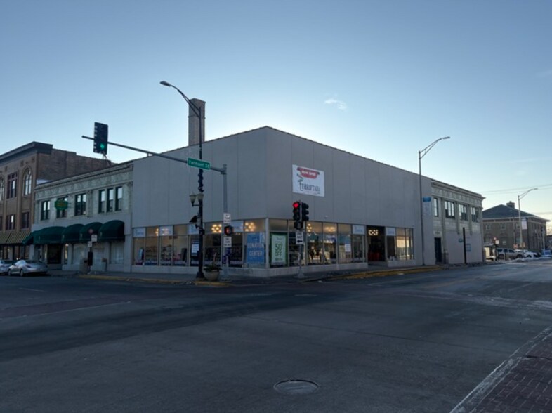 13102 S Western Ave, Blue Island, IL à louer - Photo du bâtiment - Image 2 de 15