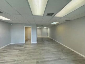 More details for 16521 San Carlos Blvd, Fort Myers, FL - Office for Lease