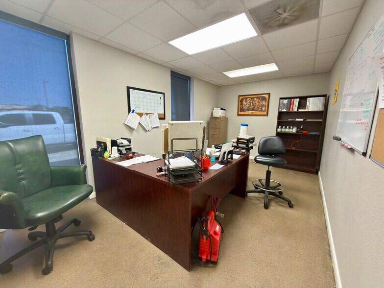 4400 Poche Ct W, New Orleans, LA à vendre - Photo du bâtiment - Image 2 de 19