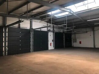 Plus de détails pour Commerce de détail à louer