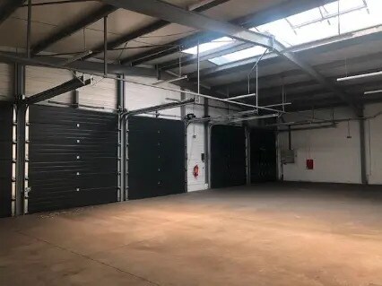 Retail in Nanteuil-lès-Meaux for lease Interior Photo- Image 1 of 5