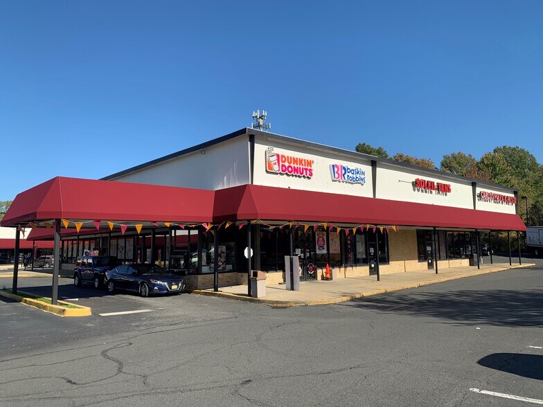 343-351 State Route 34, Matawan, NJ à louer - Photo principale - Image 2 de 36