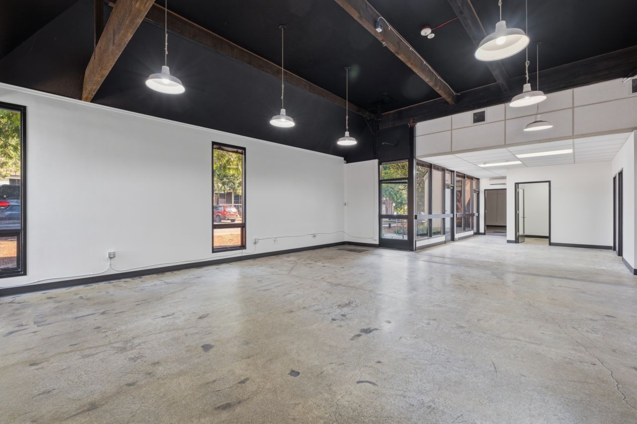 4002-4014 148th Ave NE, Redmond, WA for lease Interior Photo- Image 1 of 5