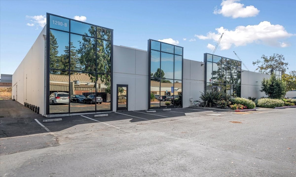 1290 Reamwood Ave, Sunnyvale, CA for lease Building Photo- Image 1 of 38