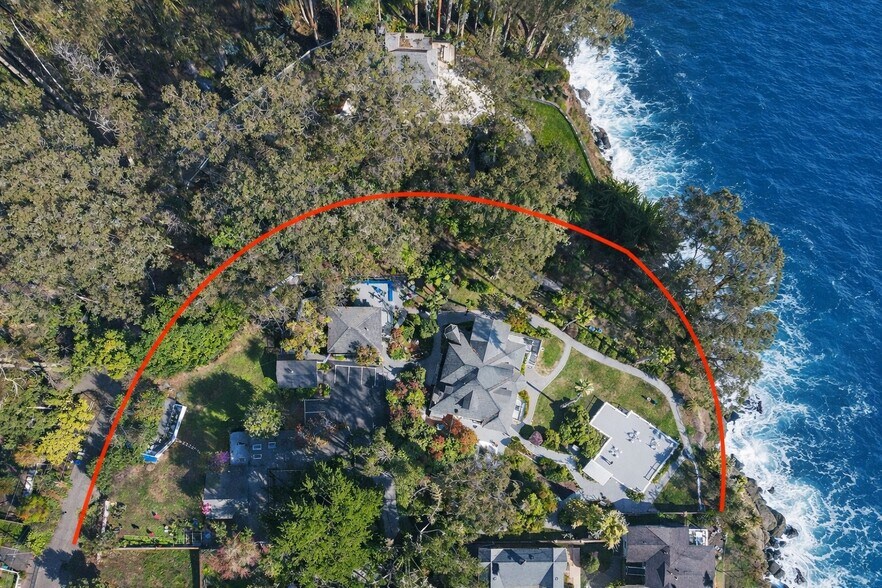 620 El Salto Dr, Capitola, CA à vendre - Photo du bâtiment - Image 2 de 47