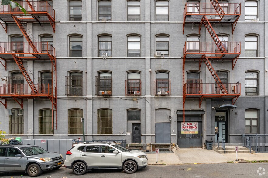 65 S 11th St, Brooklyn, NY à louer - Photo du bâtiment - Image 2 de 15