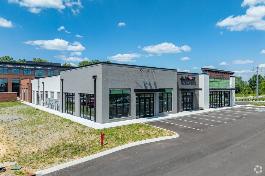 2838 Duplex rd, Spring Hill, TN à louer - Photo du bâtiment - Image 2 de 5